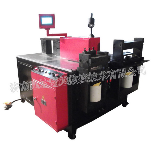 數(shù)控母線機(jī)